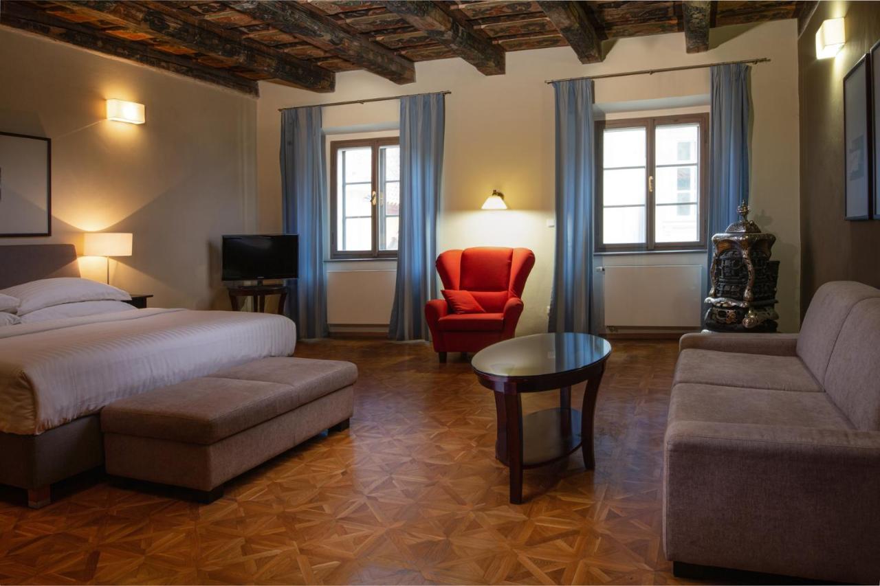 Two-Bedroom Heritage Suite with Balcony,1172148705:JPEG